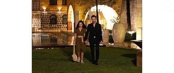 Ateş retorna à Capadócia e desencadeia conflitos inesperados na trama —  Özge Yagiz e Ilhan Sen em 'Safir'