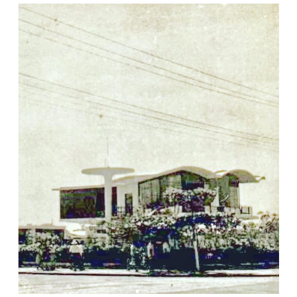 Mansão que  foi de Sivlio Santos ainda é motivo de visitação de turistas