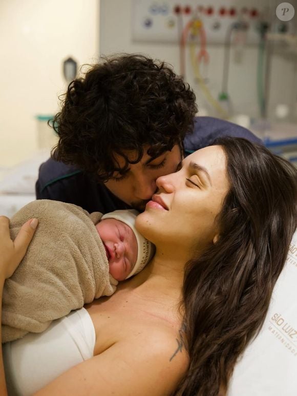 Rafa Kalimann e Nattan são pais de Zuza, primeira filha do casal nas redes sociais
