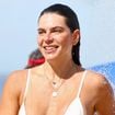 'Tô assustada': Mariana Goldfarb, ex de Cauã Reymond, faz desabafo sobre críticas ao corpo após flagra de biquíni na praia