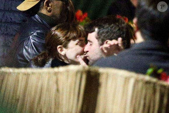 Alice Wegmann foi flagrada em clima de romance com Luiz Guilherme Niemeyer