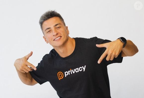 Italo Antonelli anunciou entrada na plataforma Privacy nesta terça-feira (25)
