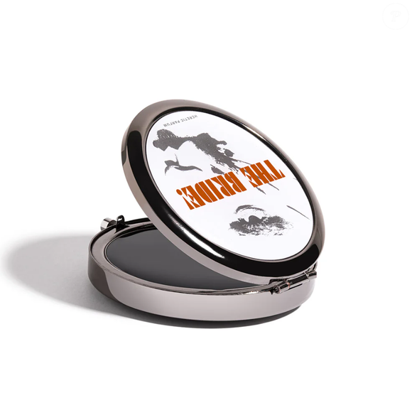 Perfume 'Til Death' da Heretic Parfum combina notas de rosas e jasmim, e teve a atriz Jessie Buckley, indicada ao Oscar 2026, como inspiração