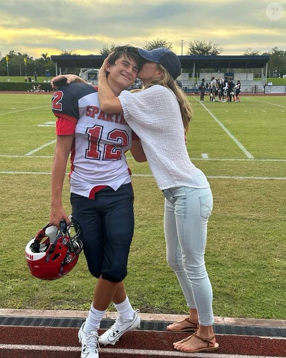 Em seu livro 'Nutrir', Gisele Bündchen revelou a salada favorita do filho, quem chama carinhosamente de Benny