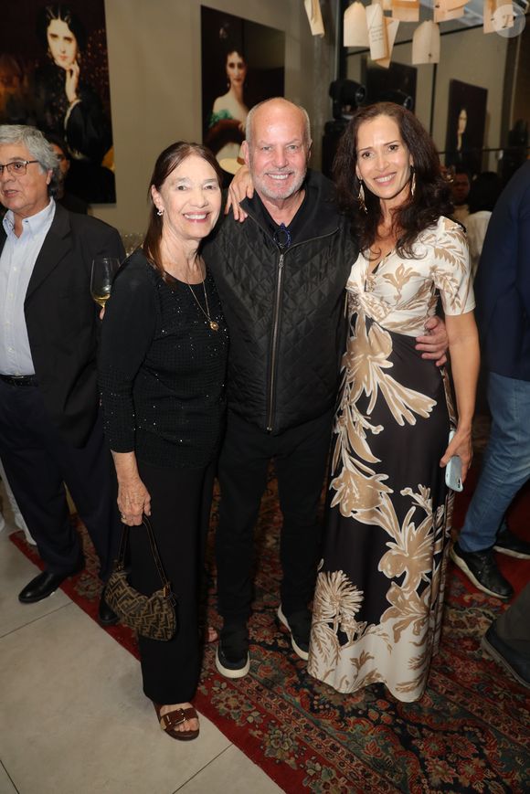 Jayme Monjardim recebeu a ex-mulher Fernanda Lauer e a ex-namorada Ingra Lyberato