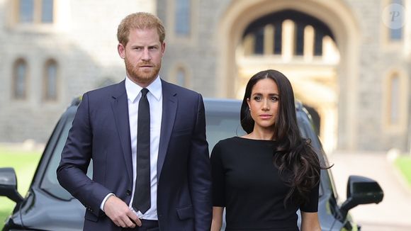 Agressão de Príncipe Harry a tio é exposta em livro por motivo envolvendo Meghan Markle e porta-voz se pronuncia: 'Posso confirmar...'