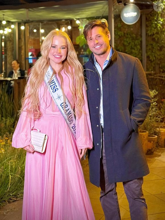 Namorada de Dado Dolabella, Marcela Tomaszewski viajou com o ator para Gramado (RS), sua cidade natal, em outubro de 2025