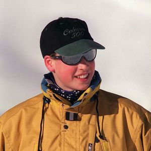 Príncipe William, que protagonizaria as fotos sozinho, manifestou medo de ofuscar o irmão caçula e Diana concordou