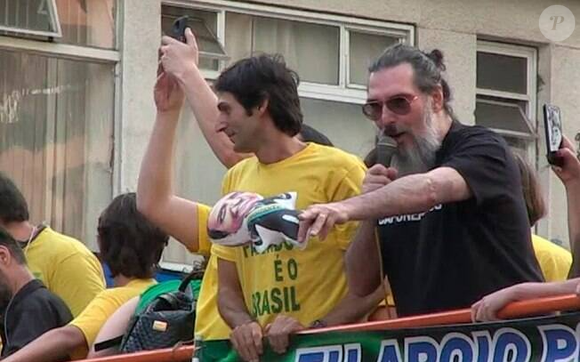 Lobão, que ficou conhecido também por suas críticas ao PT e por ter apoiado Bolsonaro em 2018, afirmou que não quer mais se envolver em campanhas eleitorais