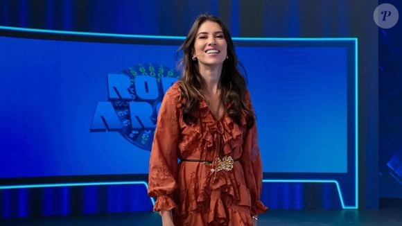 SBT ofereceeu novo programa a Rebeca Abravanel, mas apresentadora e filha de Silvio Santos rejeitou