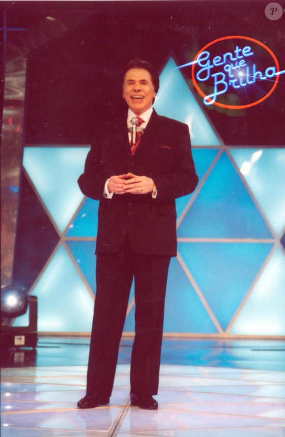 Carta psicografada atribuída a Silvio Santos: 'O momento de minha partida foi envolvido por uma paz indescritível', teria dito apresentador