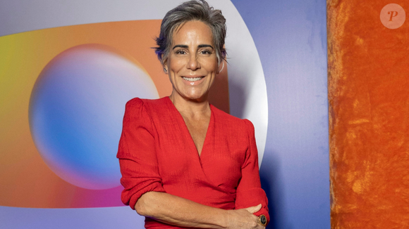 Famosa atriz da Globo, Glória Pires é uma atriz que faz parte da geração que nasceu entre os anos de 1940 e 1960. Atualmente ela está com 62 anos de idade.