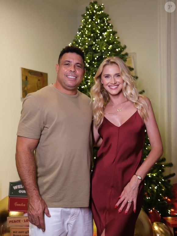 Ronaldo e Celina Locks passaram o Natal juntos com suas famílias