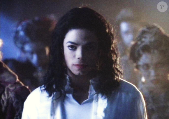 Cena de Michael Jackson’s Ghosts, filme de 1996 que virou recordista mundial