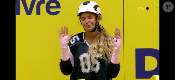 Sarah Andrade chorou ao ver a questão de saúde enfrentada por Henri Castelli no BBB 26