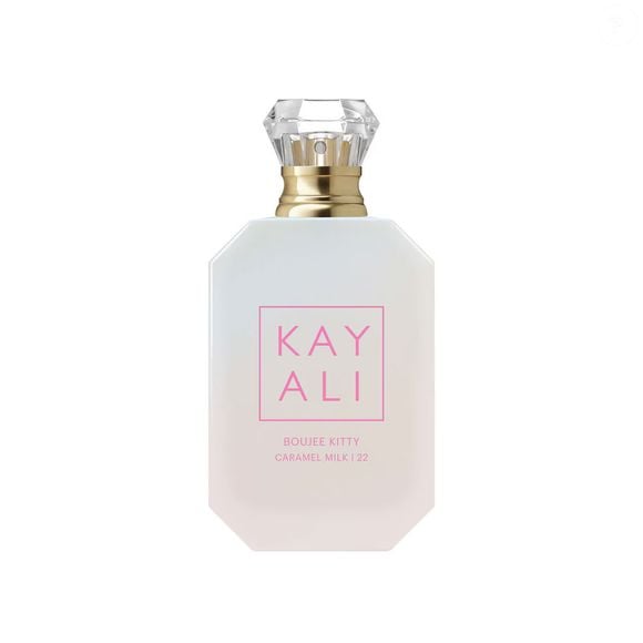 O Boujee Kitty Caramel Milk | 22, da KAYALI, é o novo perfume árabe que aposta em uma interpretação cremosa e intensa do caramelo, com proposta "Super Gourmand" e exclusividade na Sephora Brasil