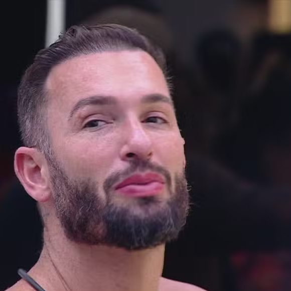 Diego Hypólitotem diagnóstico de saúde que agrava problema, diz psicólogo