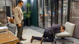 Rogério morre na novela 'Três Graças'? Após surra humilhante, Ferette atira em inimigo e cai em desespero com o resultado chocante