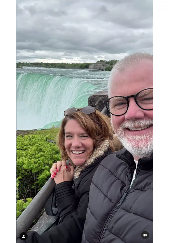 E esta é a foto mais recente de Renee Murdoch e seu marido, Phillip Murdoch