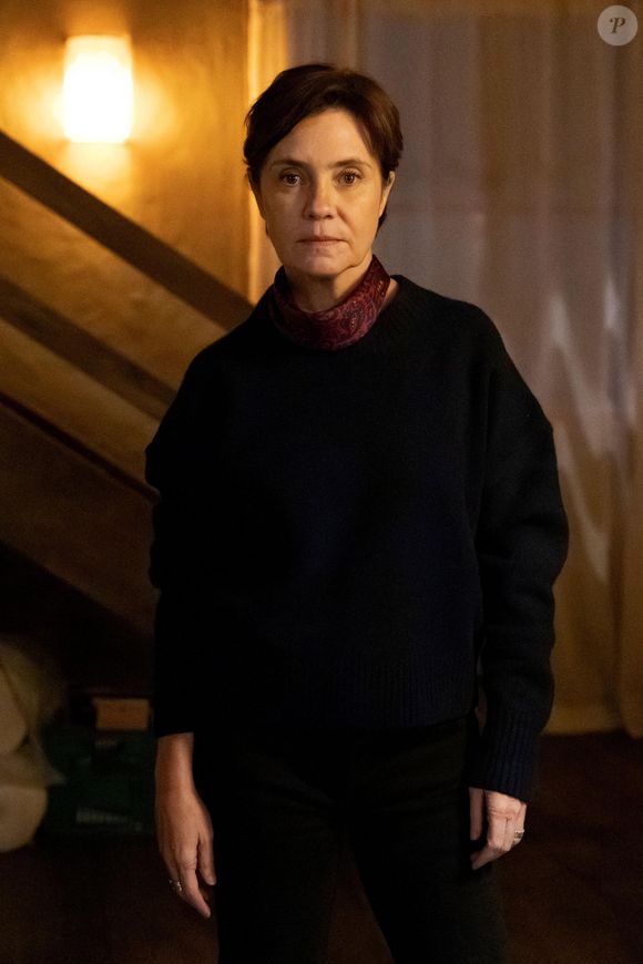 Adriana Esteves também será vista na terceira temporada de ‘Os Outros’, que estreia nesta quinta-feira (09) no Globoplay