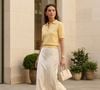 Inspirado na moda retrô, o New Balance 9060 promete ser o tênis curinga para produções de verão e inverno