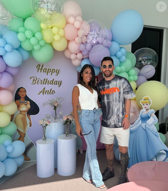 Antonela Roccuzzo, mulher de Messi, fatura R$ 2 milhões em cada publicidade, segundo levantamento