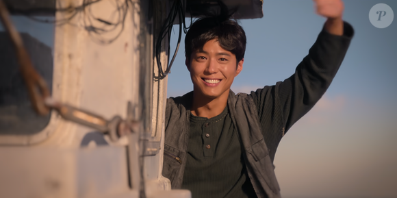 O melhor trabalho da carreira de Park Bo-gum é em 'Se a Vida Te Der Tangerinas...', onde ele vive Gwan-sik, um jovem da Ilha de Jeju que faz tudo por sua família