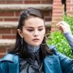 Selena Gomez vive pesadelo na Justiça: cantora é processada em R$ 5,2 milhões por suposta fraude milionária em empresa de saúde mental; entenda!