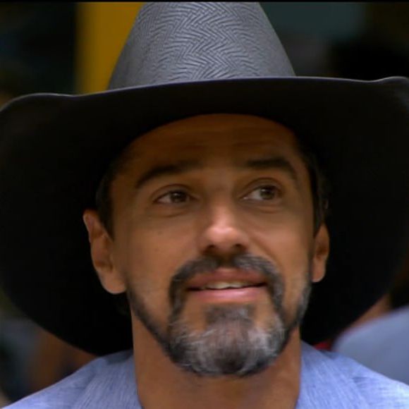 Alberto Cowboy foi eliminado do 'BBB 26' neste domingo (29) à tarde