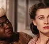 O filme narra a história da vida de uma mulher durante um dos períodos mais turbulentos da história americana.