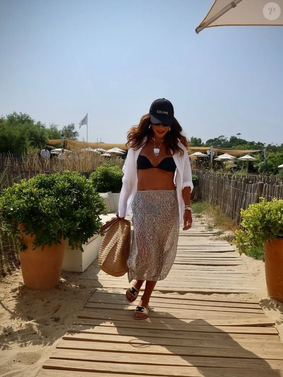 A atriz Juliana Paes prioriza corpo forte e funcional para encarar a rotina intensa de trabalho e o samba na Sapucaí