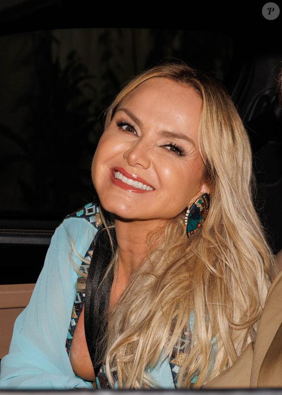 Eliana encantou os seguidores do Instagram nesta terça-feira (17), ao publicar fotos com mais de 20 anos de diferença