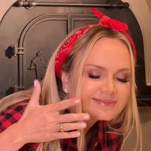 Eliana tem publicado vídeos de receitas caseiras em seu perfil no Instagram, o que teria sido um pedido da Globo