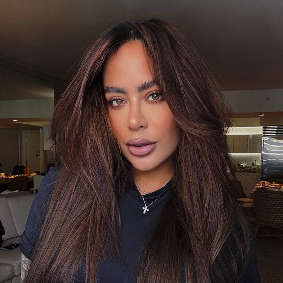 Na noite da última sexta-feira (04), Rafaella Santos conversou com a imprensa em um show da dupla Henrique em Juliano em São Paulo