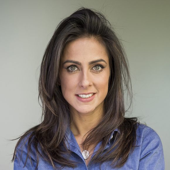 Carol Barcellos está de volta à TV aberta! Fora da Globo desde 2024, a jornalista foi contratada pelo SBT para comandar o Balanço da Copa durante a Copa do Mundo de 2026