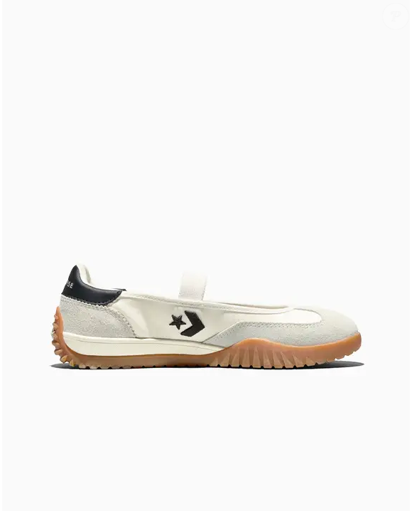 Minimalista, sofisticado e prático, o modelo Run Star Trainer Ballet Flat já conquistou mulheres 50+ que não abrem mão de estilo
