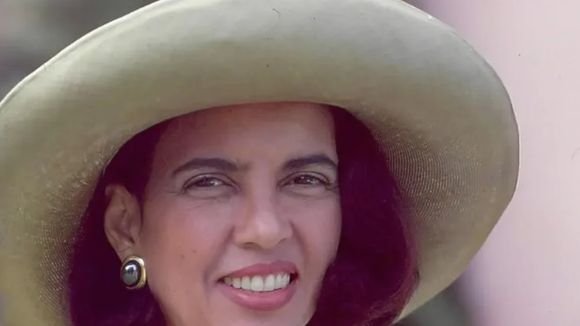 Internada com câncer, Lúcia Alves conheceu ex-marido na adolescência: 'Consegui 1º papel para ela no teatro'