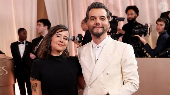 Quem é a esposa de Wagner Moura? Ator está junto com Sandra Delgado há mais de 20 anos e primeiro beijo aconteceu no Carnaval