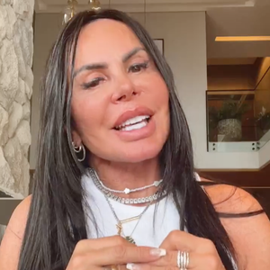 Gretchen retorna ao Power Couple com novo marido e a bagagem de sete realities nas costas. A cantora será a única participante a repetir a experiência após estrear na primeira edição