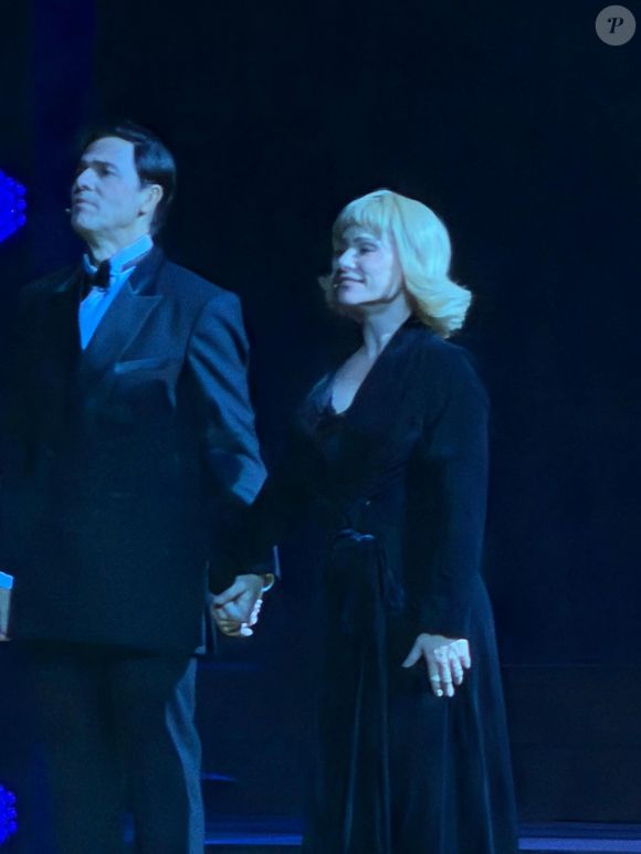 Giselle de Prattes conta, em entrevista ao Purepeople, que se surpreendeu com diversos aspectos da biografia da Rainha Camilla