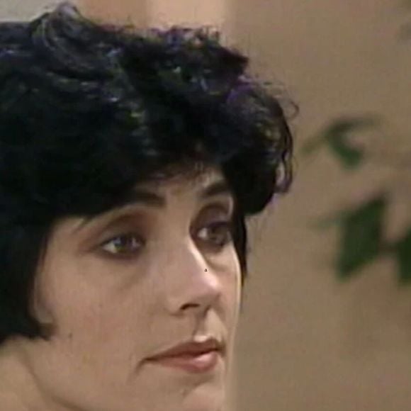 Diná (Christiane Torloni) morre e reencontra Otávio na novela A Viagem