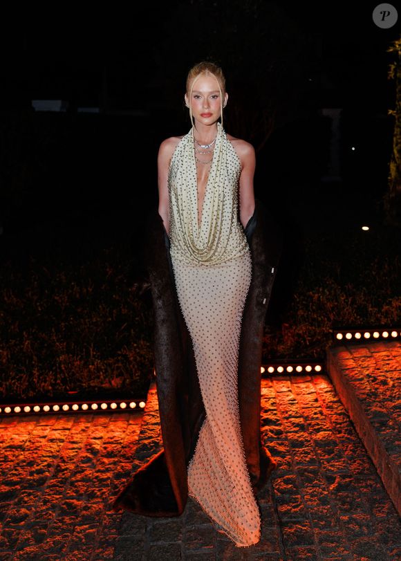 “Exercendo meu direito de ser bonita, sexy e feliz”, escreveu a atriz recentemente