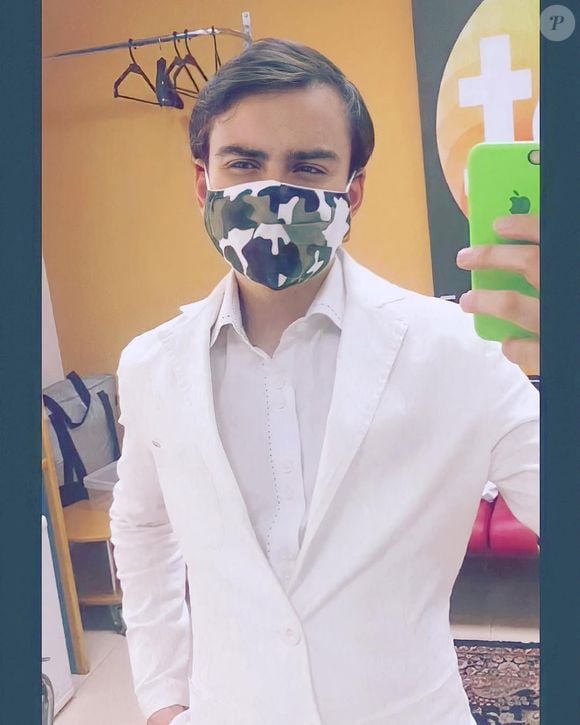 Primeira mudança significativa de Dudu Camargo foi deixar seu cabelo crescer