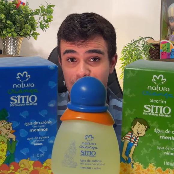 Com notas de bergamota, lavanda e âmbar, a colônia do Pedrinho se destacou como um dos aromas mais afetivos e inesquecíveis dos anos 2000