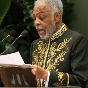 O cantor Gilberto Gil é um dos membros imortais da Academia Brasileira de Letras.