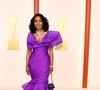 Angela Bassett é uma das atrizes mais renomadas do mundo e faz sucesso com seus papéis importantes no cinema internacional