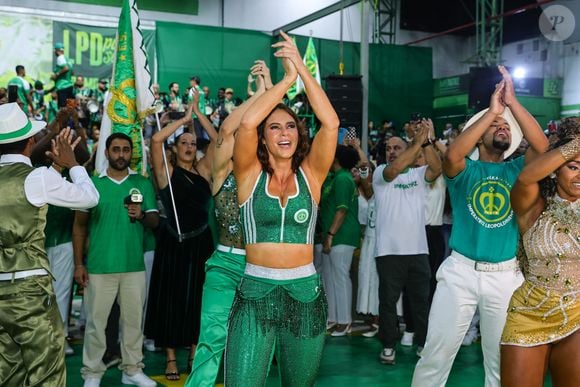 Paolla Oliveira volta ao Carnaval do Rio em 2027 após um ano de afastamento
