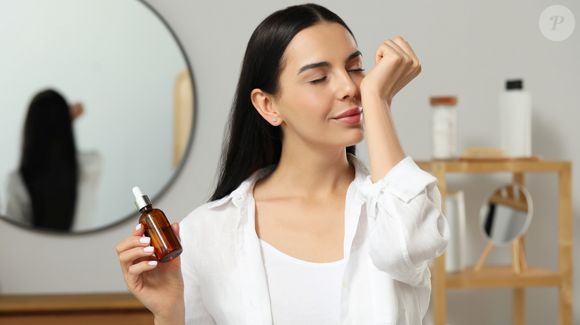 Perfume feminino para usar no verão precisa ser leve e marcante