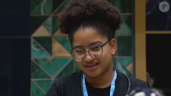 No 'BBB 26' Milena lidera rejeição com 44,46%, seguida por Jordana, segundo dados da enquete do UOL