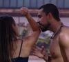 Maike ainda causou polêmica ao morder e puxar o cabelo de Renata na última festa do reality show